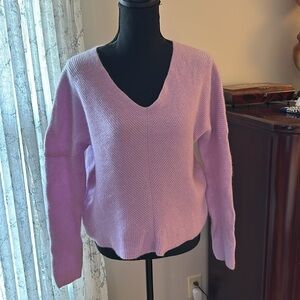 Maje lavender 100% cashmere XS  vneck  crop sweater small repair on shoulder